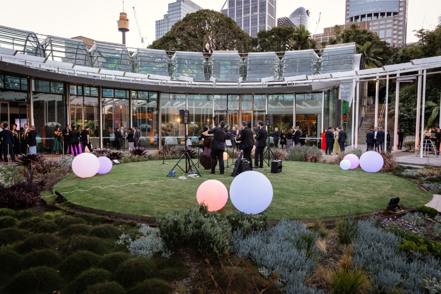 How Your Event's Catering Influences the Vibe 